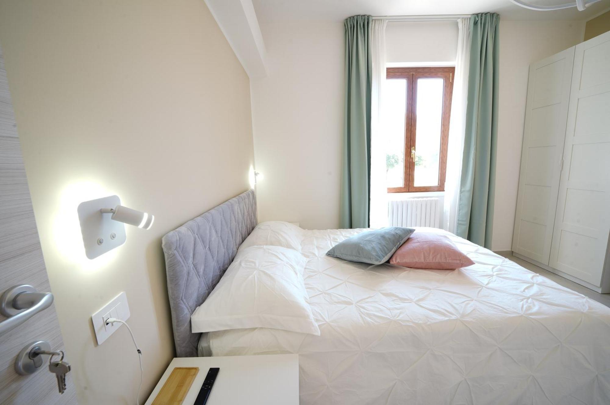 Appartement Ritz Salernes Extérieur photo